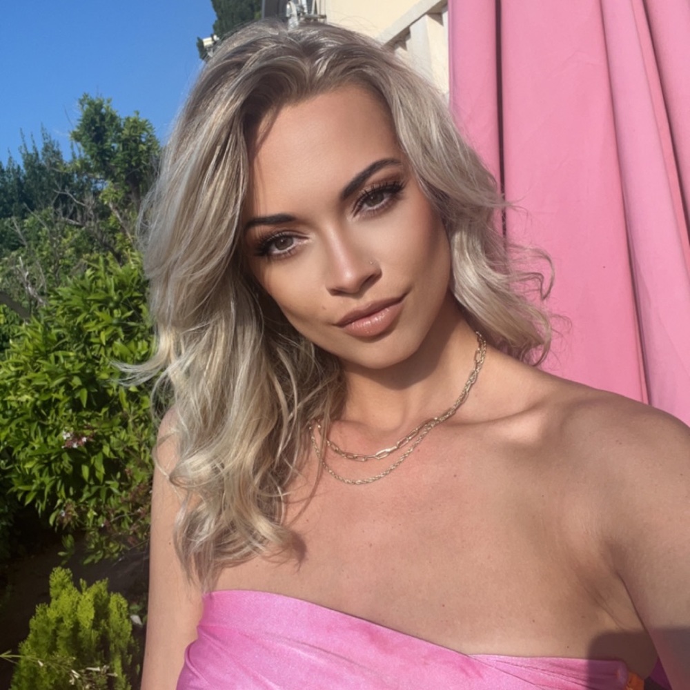 Meet your Posher, Tayler